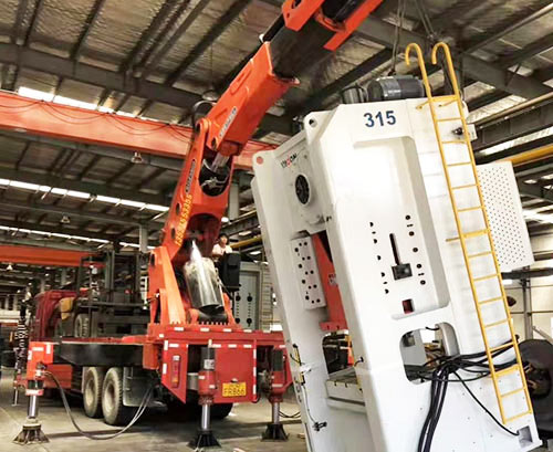 锦山镇提升工作效率，选择优质折臂吊租赁服务