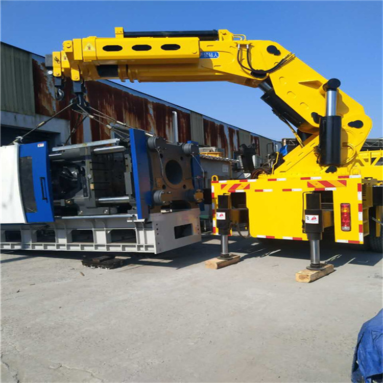 锦山镇 大吨位折臂吊出租费用解析：一小时租赁多少钱