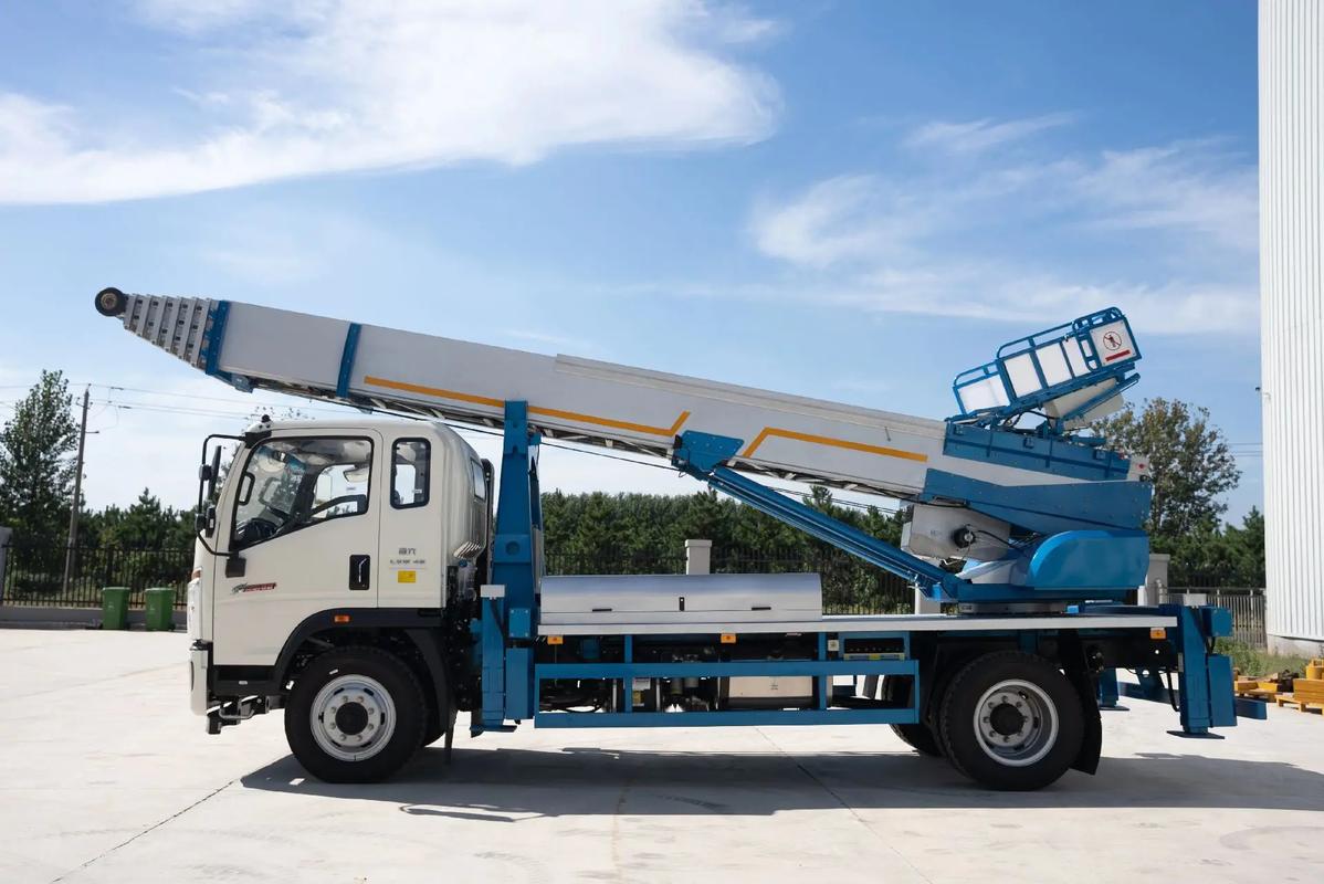 锦山镇云梯上料车租赁费用